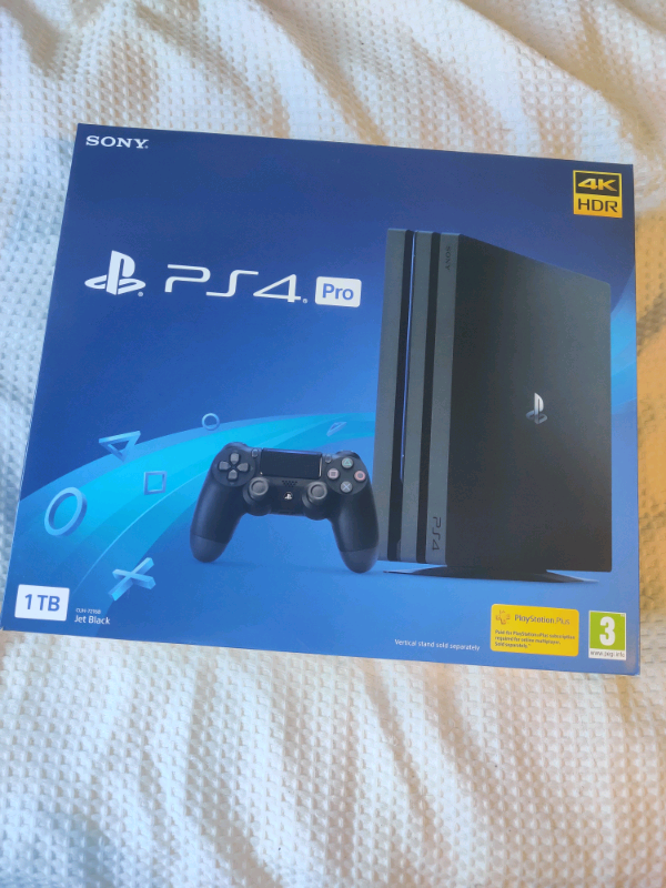 ps4 pro inside box